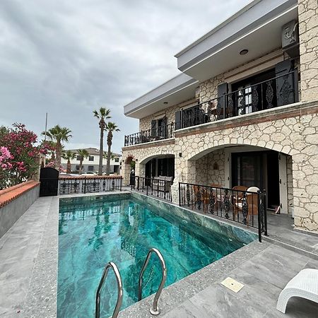 Yalcinkaya Tas Apart Çeşme Luaran gambar